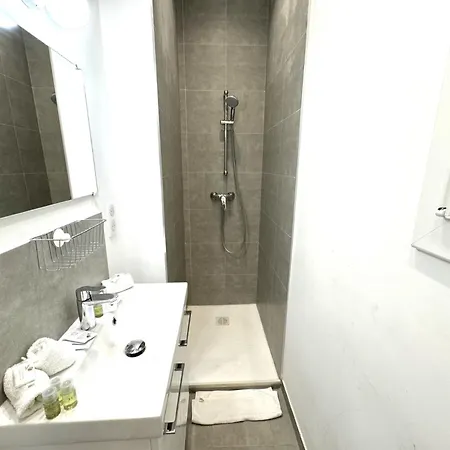 Apartamento Riviera - Maison Du Grand Sud - Confortable Petit 3 Pieces - Promenade Des *